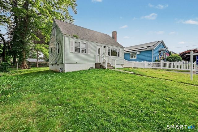 25 Myron Avenue, Bridgeport, CT 06606