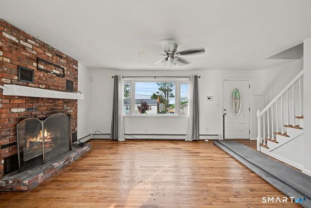 25 Myron Avenue, Bridgeport, CT 06606