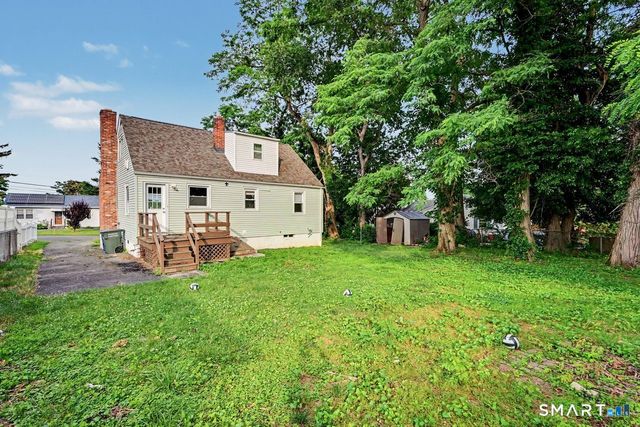 25 Myron Avenue, Bridgeport, CT 06606