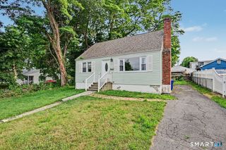 25 Myron Avenue, Bridgeport, CT 06606