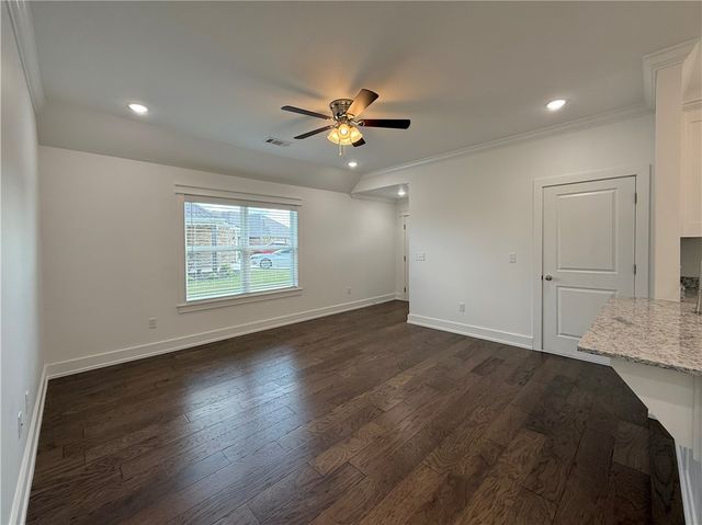 2002 Brookview Drive, Siloam Springs, AR 72761