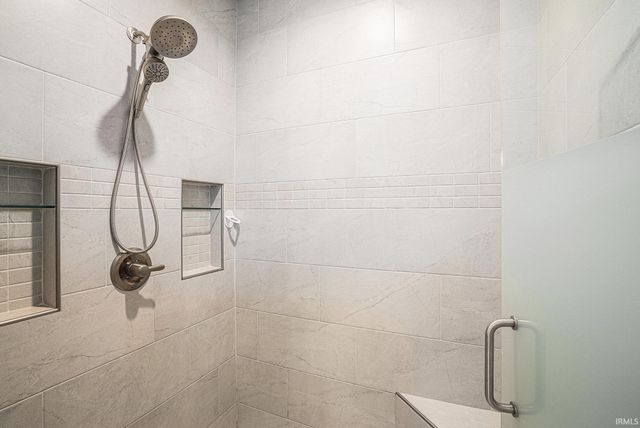 2850 Farrah Crossing, Fort Wayne, IN 46818