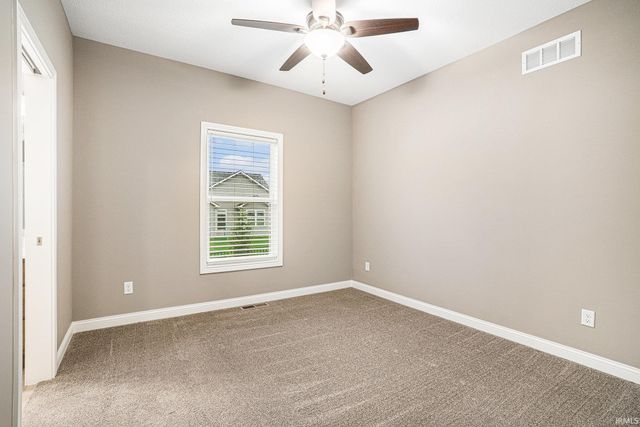 2850 Farrah Crossing, Fort Wayne, IN 46818