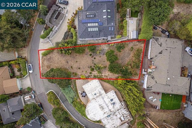 4445 Arcadia, Oakland, CA 94602