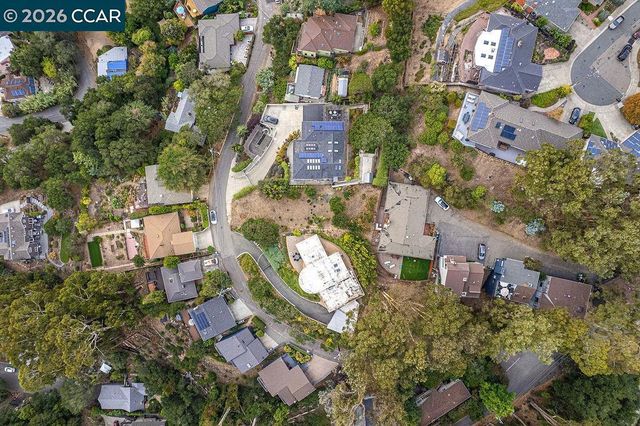 4445 Arcadia, Oakland, CA 94602