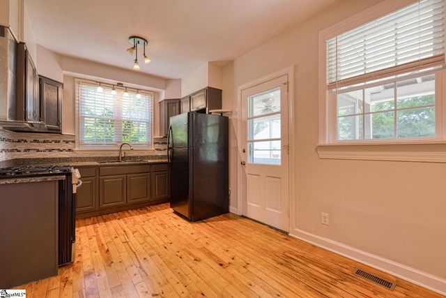 171 E Victoria Road, Spartanburg, SC 29302