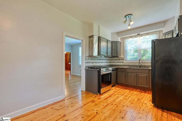 171 E Victoria Road, Spartanburg, SC 29302