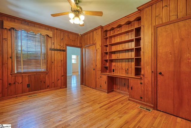 171 E Victoria Road, Spartanburg, SC 29302