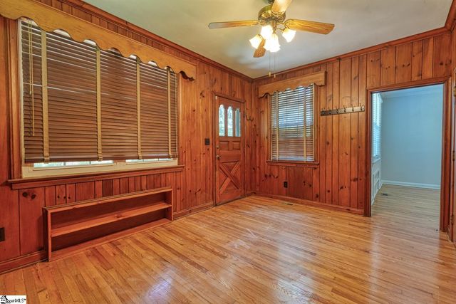 171 E Victoria Road, Spartanburg, SC 29302
