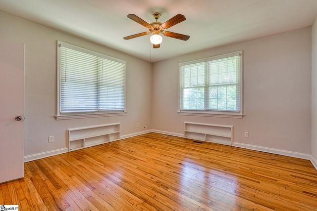 171 E Victoria Road, Spartanburg, SC 29302