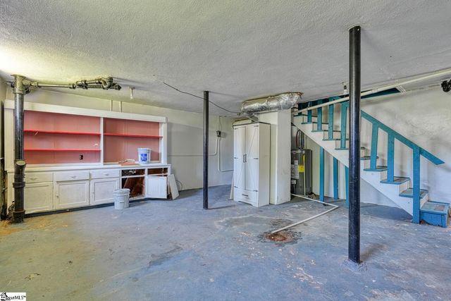 171 E Victoria Road, Spartanburg, SC 29302
