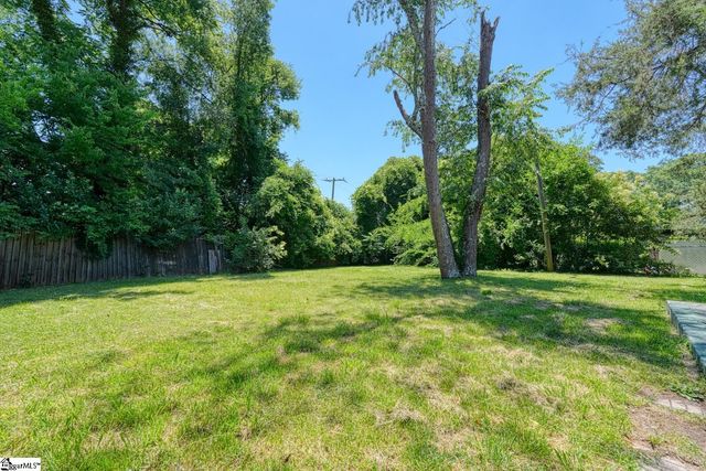 171 E Victoria Road, Spartanburg, SC 29302