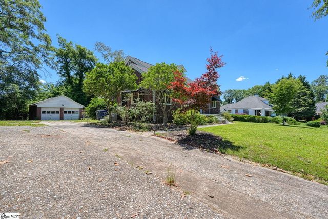 171 E Victoria Road, Spartanburg, SC 29302