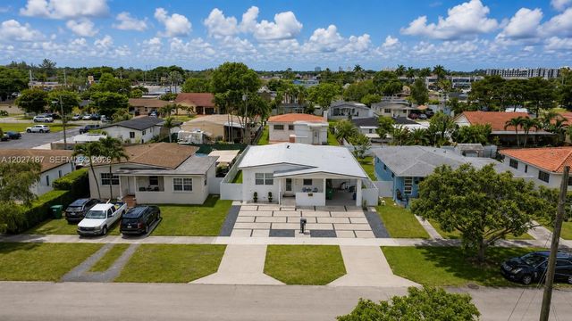 6748 SW 38th St, Miami, FL 33155