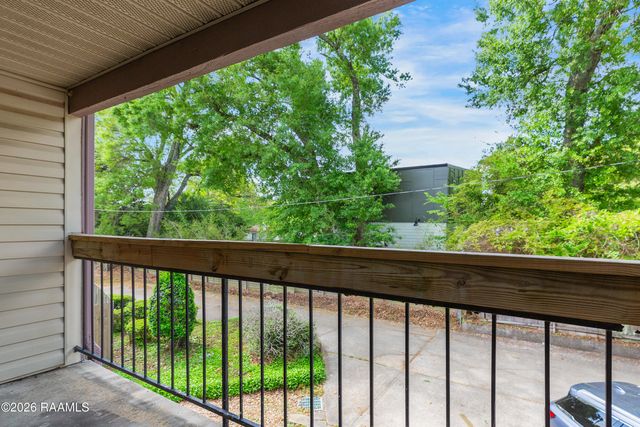 110 W Bayou Parkway Apt 302, Lafayette, LA 70503