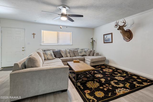 110 W Bayou Parkway Apt 302, Lafayette, LA 70503