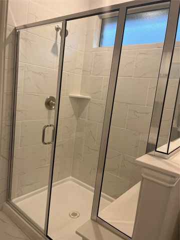 658 Erin Hills Drive, Red Oak, TX 75154