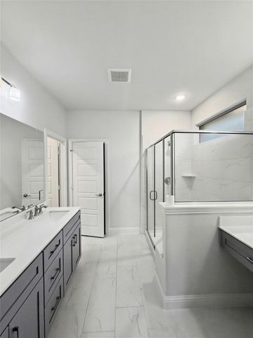 658 Erin Hills Drive, Red Oak, TX 75154