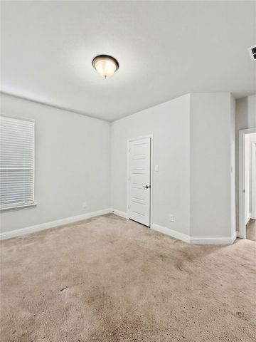 658 Erin Hills Drive, Red Oak, TX 75154