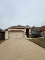 658 Erin Hills Drive, Red Oak, TX 75154