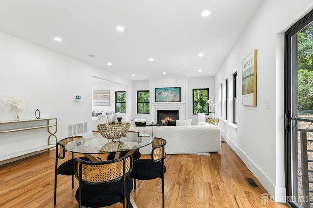 170 Johnston Drive, Watchung, NJ 07069