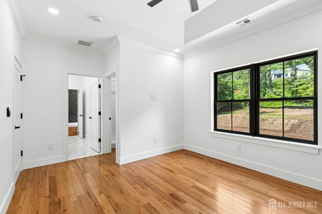 170 Johnston Drive, Watchung, NJ 07069