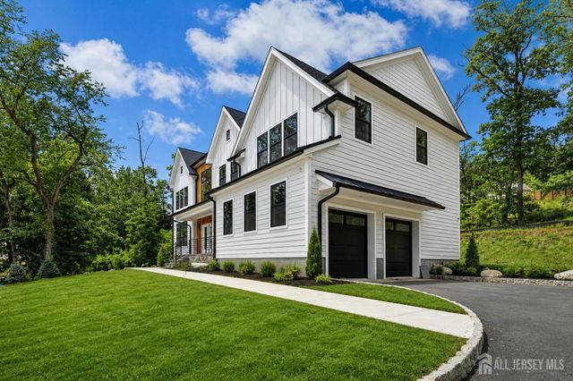 170 Johnston Drive, Watchung, NJ 07069