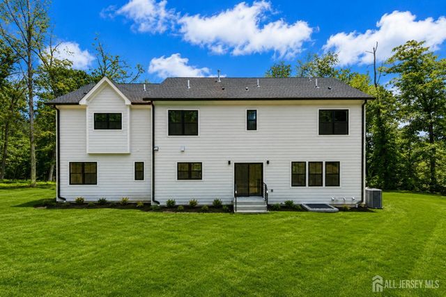 170 Johnston Drive, Watchung, NJ 07069