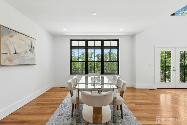 170 Johnston Drive, Watchung, NJ 07069