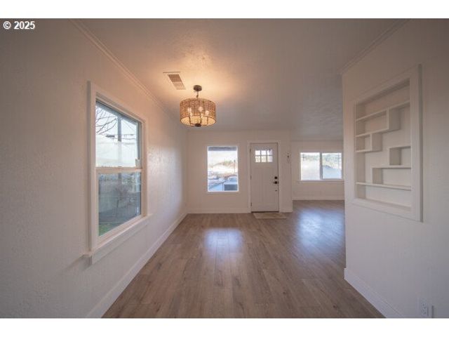 428 ELM Ave, Reedsport, OR 97467