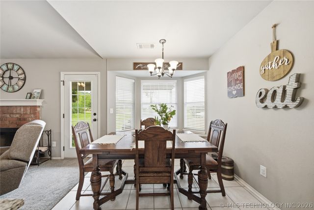 19392 Holly Court, Catoosa, OK 74015