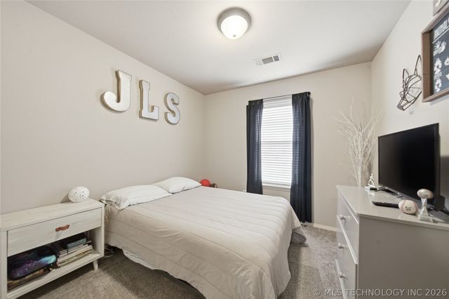 19392 Holly Court, Catoosa, OK 74015