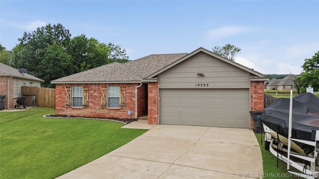 19392 Holly Court, Catoosa, OK 74015