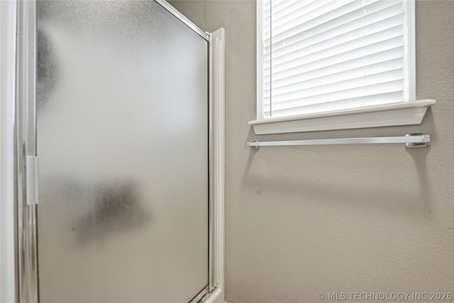 19392 Holly Court, Catoosa, OK 74015