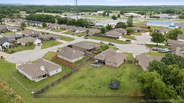19392 Holly Court, Catoosa, OK 74015
