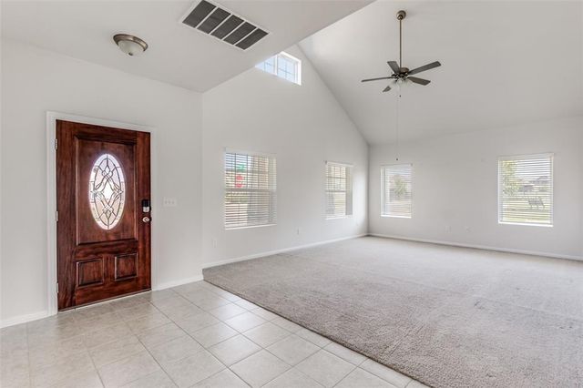 200 Oldbridge DR, Hutto, TX 78634