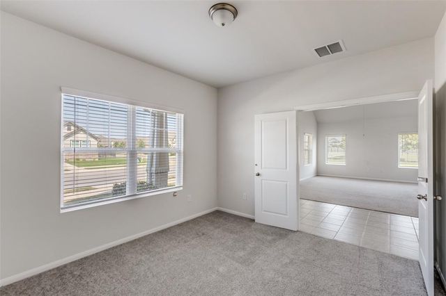 200 Oldbridge DR, Hutto, TX 78634