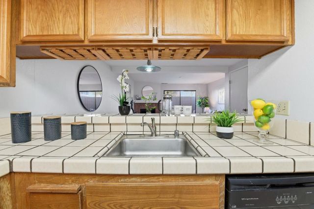 6281 Joaquin Murieta Avenue F, Newark, CA 94560