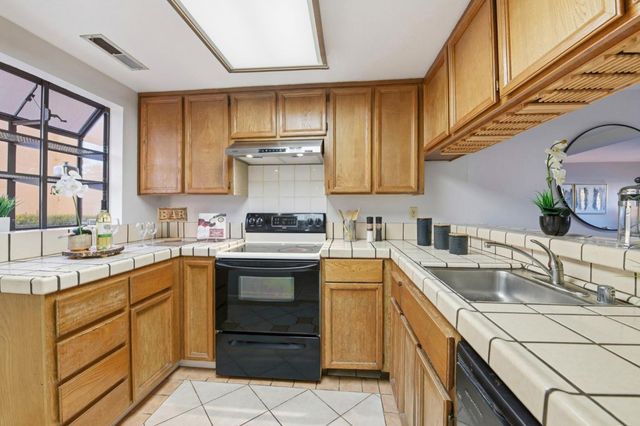 6281 Joaquin Murieta Avenue F, Newark, CA 94560