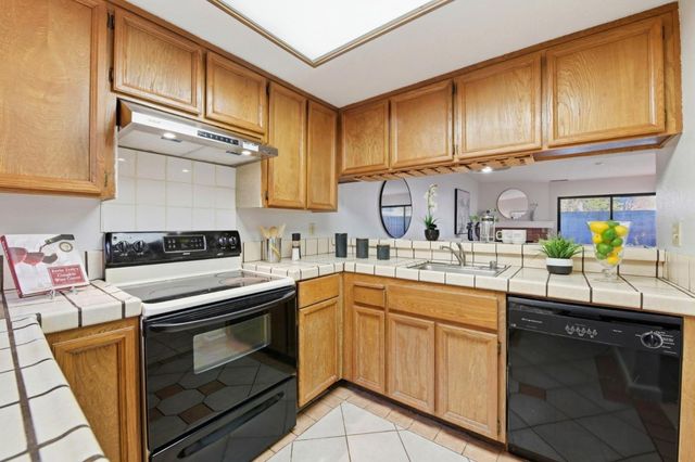 6281 Joaquin Murieta Avenue F, Newark, CA 94560