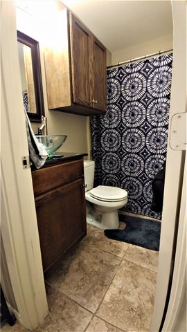 4100 Aspen Street B, Bryan, TX 77801