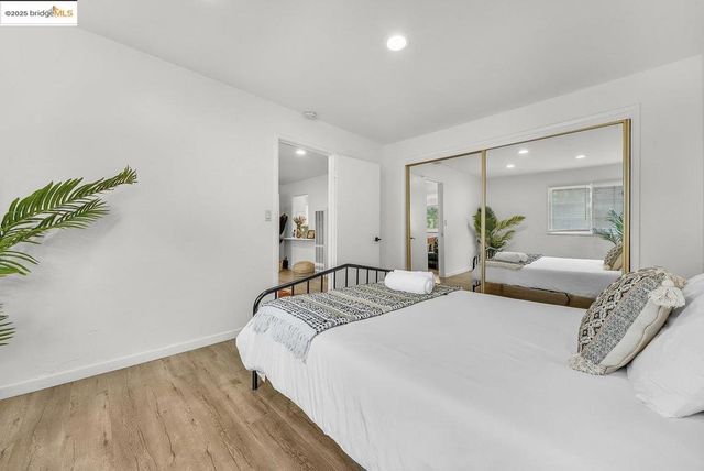 2162 35Th Ave, Oakland, CA 94601