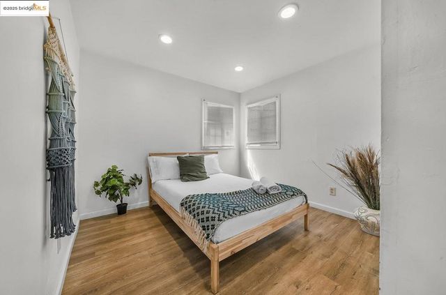 2162 35Th Ave, Oakland, CA 94601