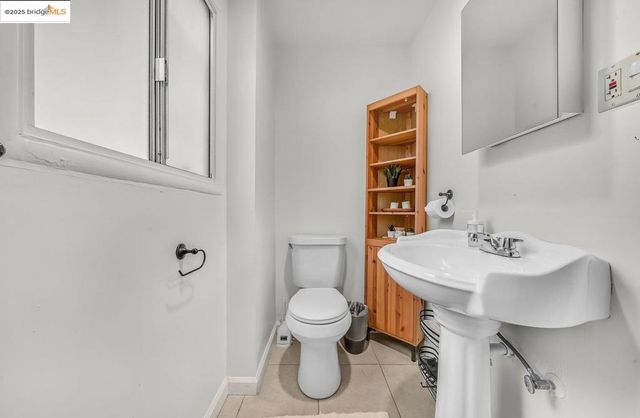 2162 35Th Ave, Oakland, CA 94601