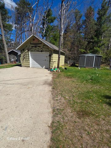 3434 Genesse Street, Grant Twp, MI 48748