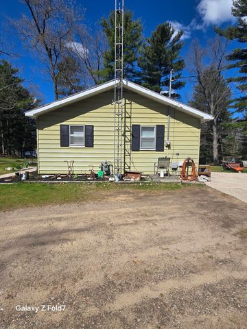 3434 Genesse Street, Grant Twp, MI 48748