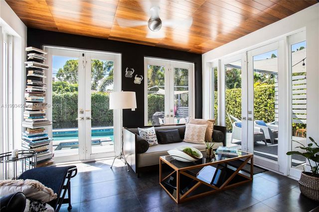 738 NE 72nd Ter, Miami, FL 33138