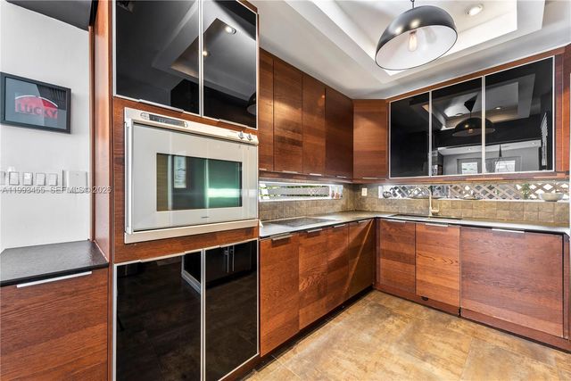 738 NE 72nd Ter, Miami, FL 33138