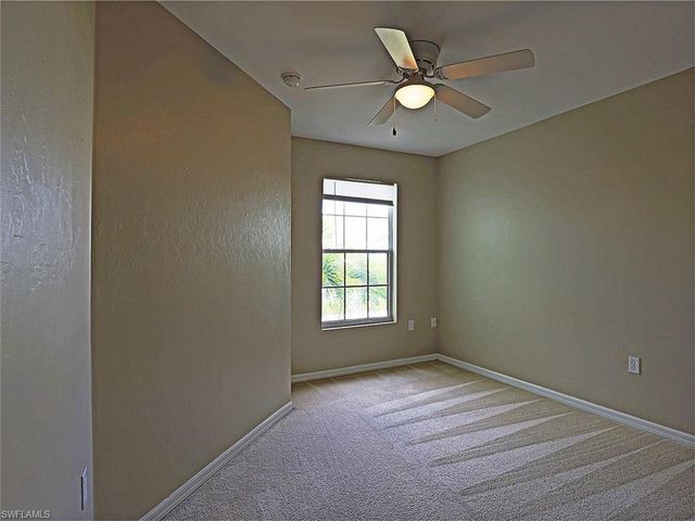3647 Pine Oak CIR 107, Fort Myers, FL 33916