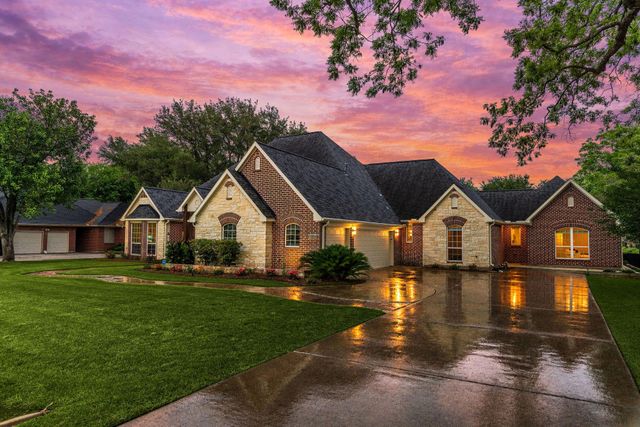 5234 Weston Drive, Fulshear, TX 77441